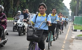 自転車通学で学ぶ、日本の交通ルール